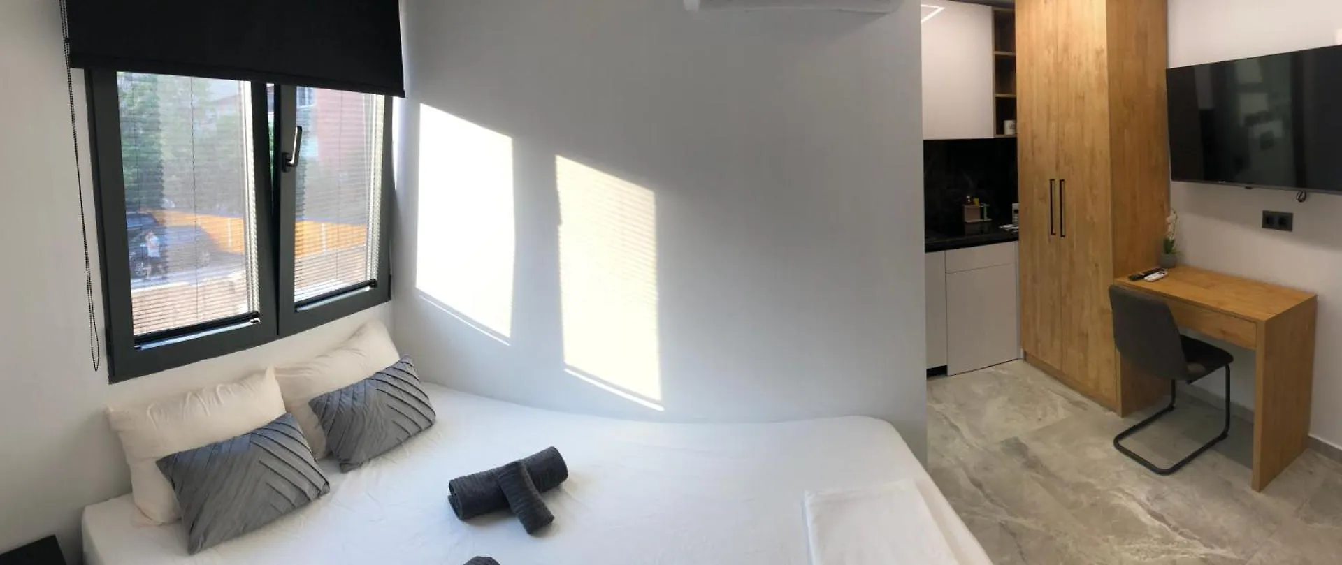 Port Deluxe Studio Thessaloniki